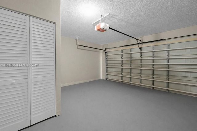 9131 N Lake Miramar Cir, Miramar, FL 33025