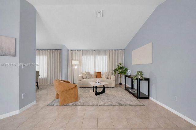 9131 N Lake Miramar Cir, Miramar, FL 33025