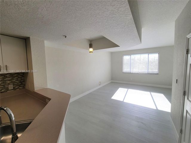 755 SW 148th Ave 1103, Sunrise, FL 33325