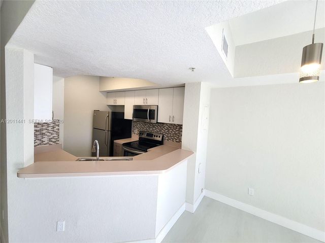 755 SW 148th Ave 1103, Sunrise, FL 33325