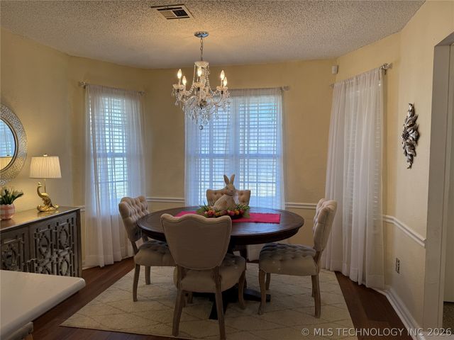 433 Keats Street, Muskogee, OK 74403