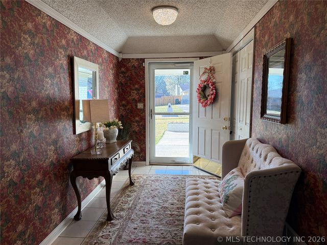 433 Keats Street, Muskogee, OK 74403