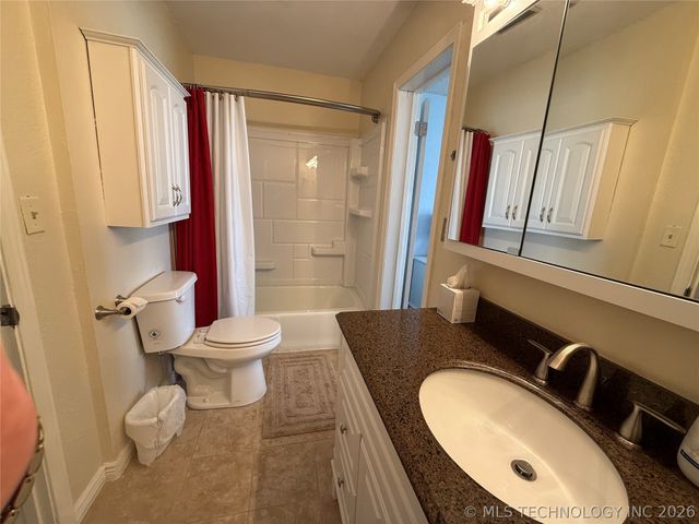 433 Keats Street, Muskogee, OK 74403