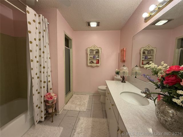 433 Keats Street, Muskogee, OK 74403