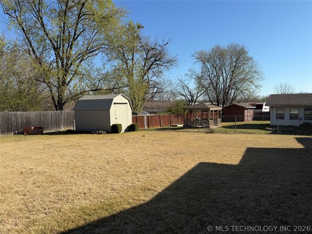 433 Keats Street, Muskogee, OK 74403