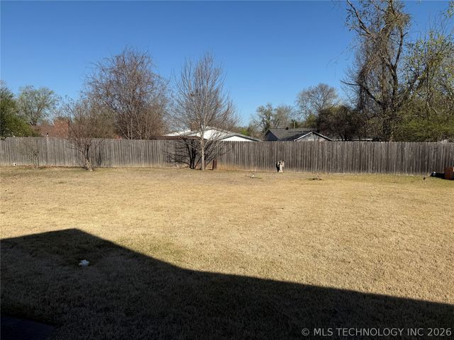 433 Keats Street, Muskogee, OK 74403