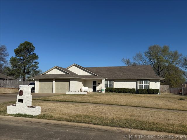 433 Keats Street, Muskogee, OK 74403