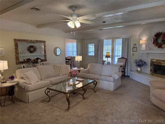 433 Keats Street, Muskogee, OK 74403