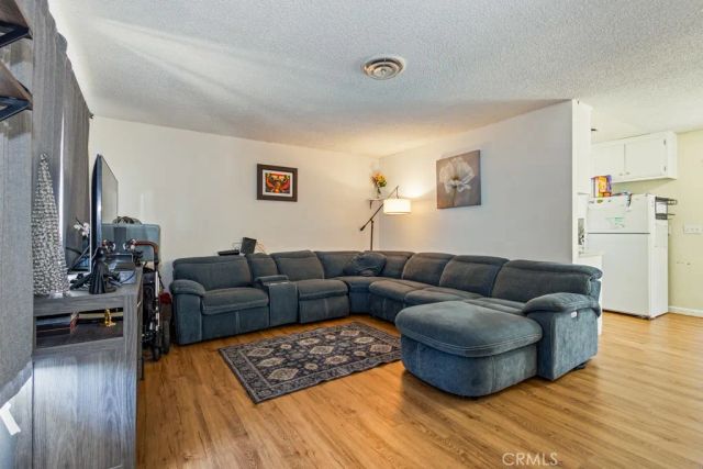 516 Onyx, Hemet, CA 92543
