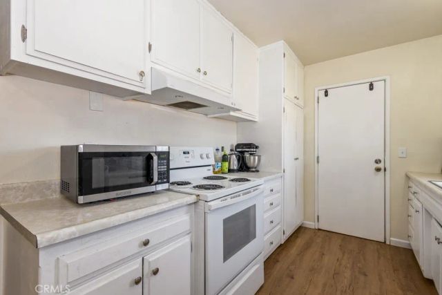 516 Onyx, Hemet, CA 92543
