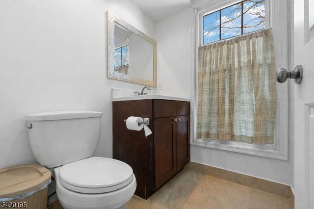 34 Hillsborough Ct, Rockaway Twp., NJ 07866