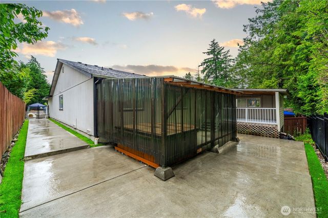 401 107th St, S Street S, Tacoma, WA 98444
