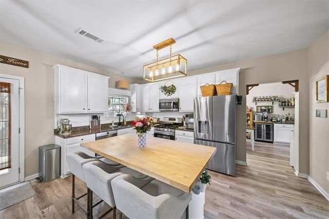 429 Farmwood Way, Canton, GA 30115