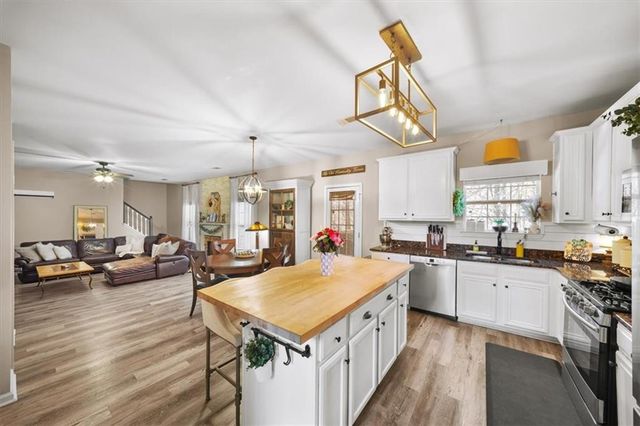 429 Farmwood Way, Canton, GA 30115