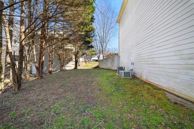 429 Farmwood Way, Canton, GA 30115