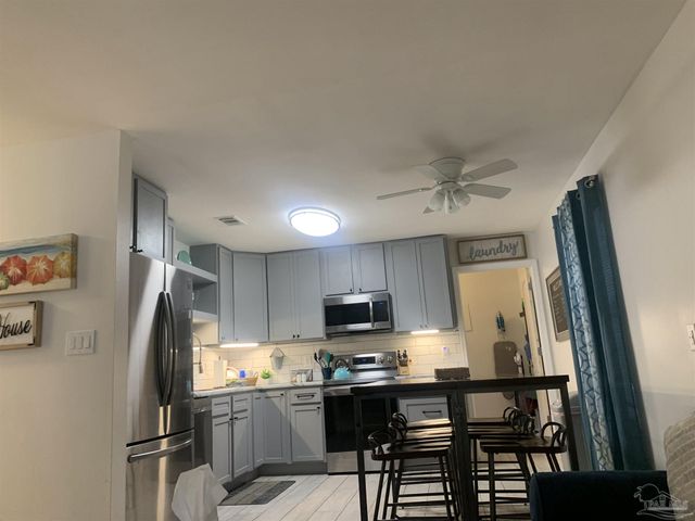 2866 Villa Woods Cir, Gulf Breeze, FL 32563