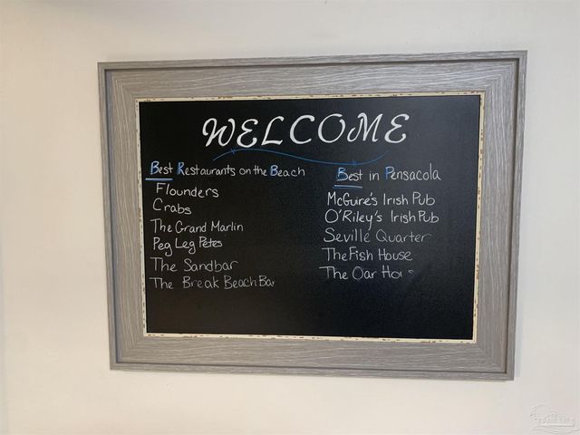 2866 Villa Woods Cir, Gulf Breeze, FL 32563