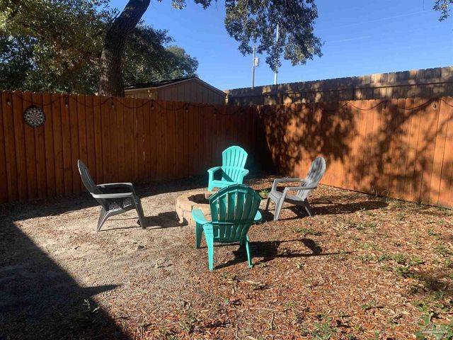 2866 Villa Woods Cir, Gulf Breeze, FL 32563