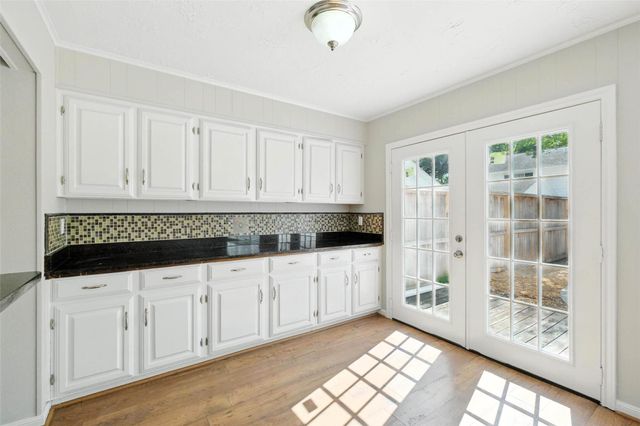 2960 Gessner Road, Houston, TX 77080