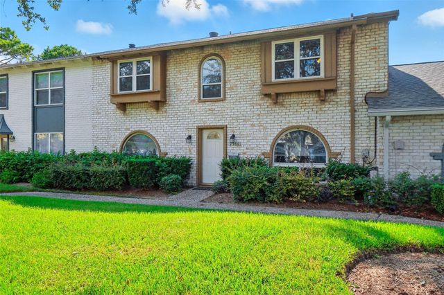2960 Gessner Road, Houston, TX 77080