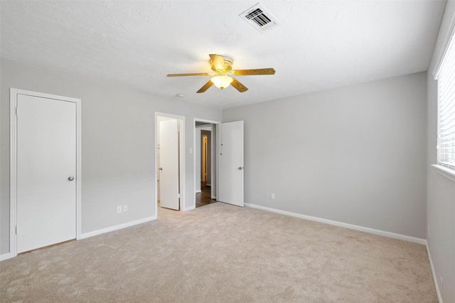 2960 Gessner Road, Houston, TX 77080