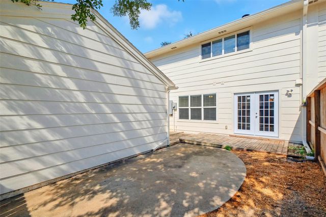 2960 Gessner Road, Houston, TX 77080