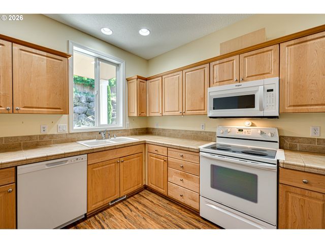 5437 N St, Washougal, WA 98671
