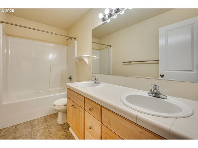 5437 N St, Washougal, WA 98671