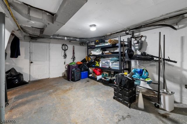 139 Hoover Ave, Bloomfield Twp., NJ 07003