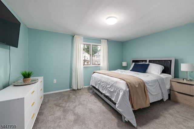 139 Hoover Ave, Bloomfield Twp., NJ 07003
