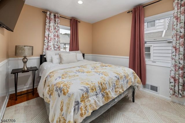 139 Hoover Ave, Bloomfield Twp., NJ 07003