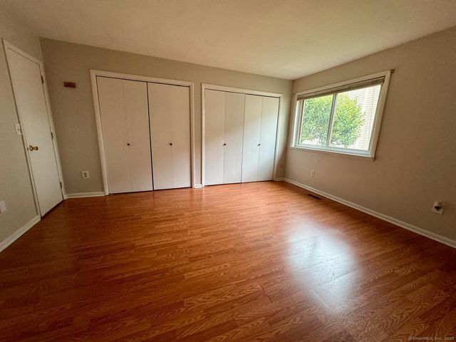 1 Horizon Drive 11, Norwalk, CT 06854