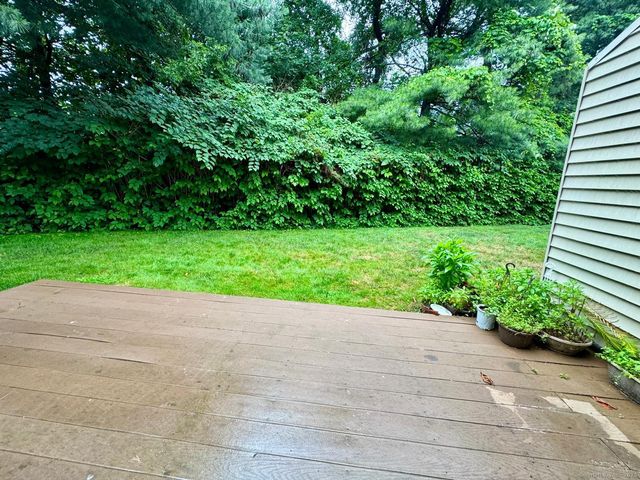1 Horizon Drive 11, Norwalk, CT 06854