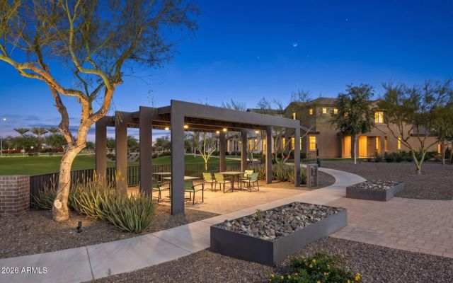 2044 W TROTTER Trail, Phoenix, AZ 85085