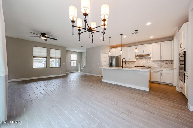 2044 W TROTTER Trail, Phoenix, AZ 85085