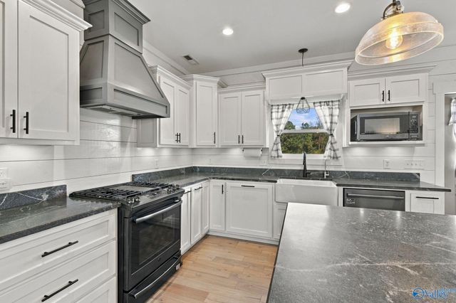 661 County Road 707, Cullman, AL 35055