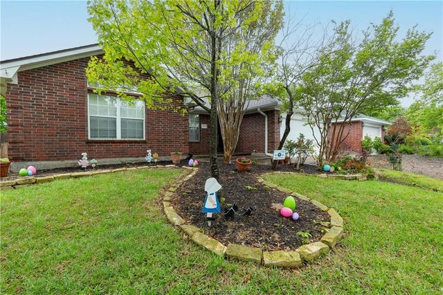 3819 Stony Creek Lane, College Station, TX 77845