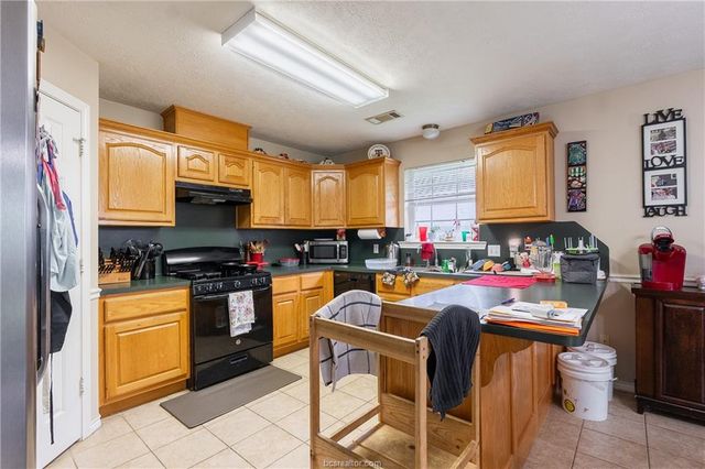 3819 Stony Creek Lane, College Station, TX 77845