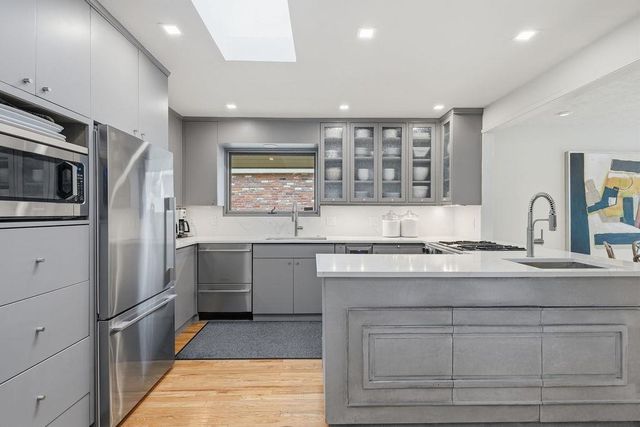 1704 E 35th Ave, Spokane, WA 99203