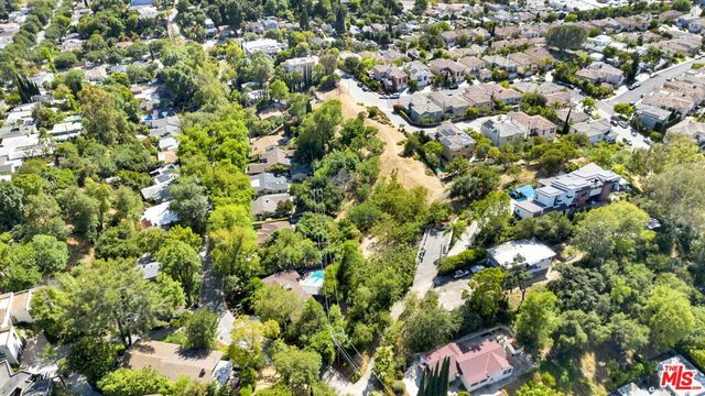 1 Oak Hill Ave, Los Angeles, CA 90042