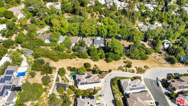 1 Oak Hill Ave, Los Angeles, CA 90042