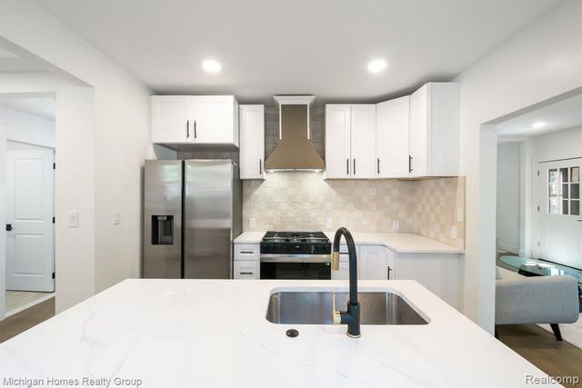 62 Wellesley Dr. Drive, Pleasant Ridge, MI 48069