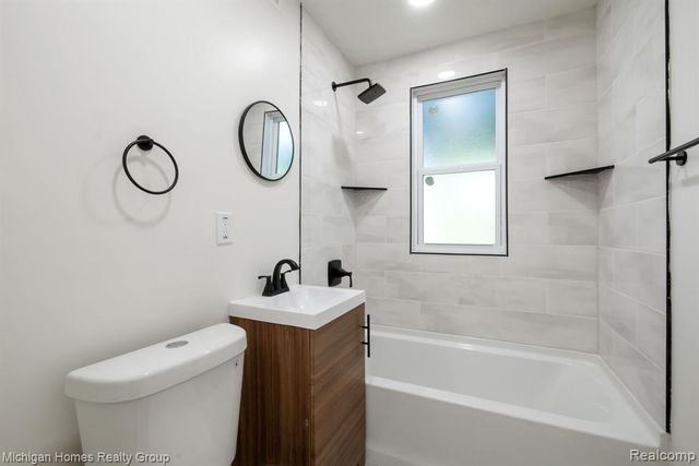 62 Wellesley Dr. Drive, Pleasant Ridge, MI 48069