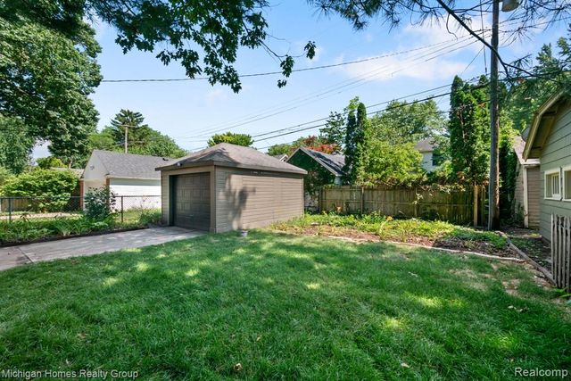 62 Wellesley Dr. Drive, Pleasant Ridge, MI 48069