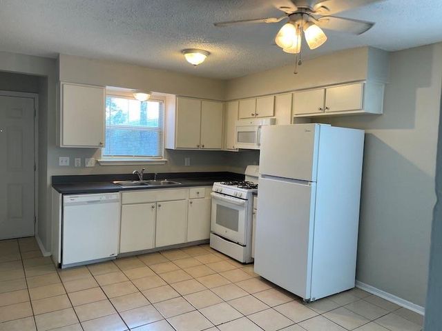8401 Colony Loop DR D, Austin, TX 78724