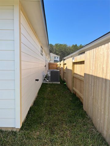 18709 Presswood Way Drive, New Caney, TX 77357