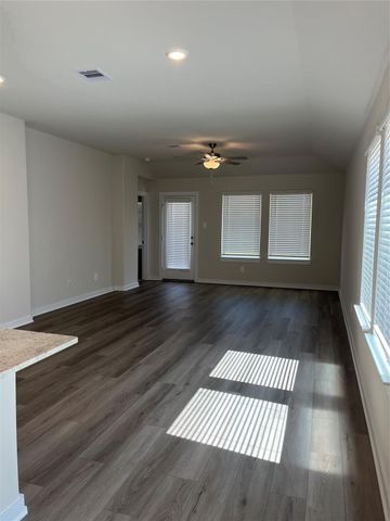 18709 Presswood Way Drive, New Caney, TX 77357