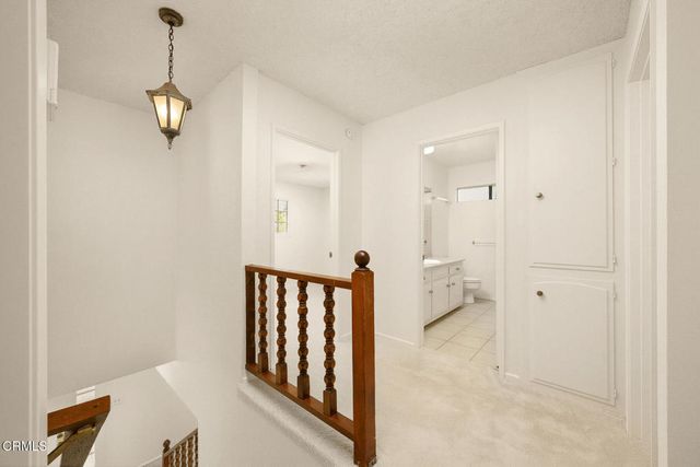 1740 Foothill Boulevard, La Canada Flintridge, CA 91011