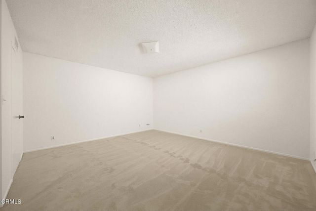 1740 Foothill Boulevard, La Canada Flintridge, CA 91011