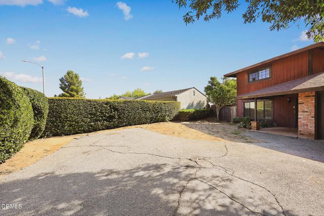 1740 Foothill Boulevard, La Canada Flintridge, CA 91011